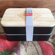 Doppelstöckige Bento-Box für Ihr Essen „To Go